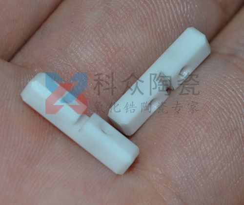 功能陶瓷半導(dǎo)體化的途徑，基本原理是什么？
